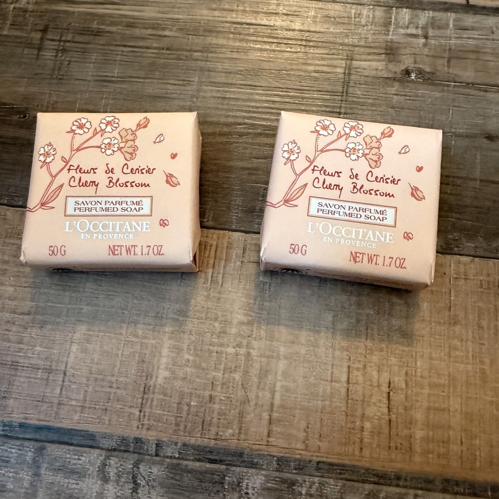 LOCCITANE CHERRY BLOSSOM PERFUMED SOAP 1.7oz NEW Set of 2 Travel Luxury Soap
